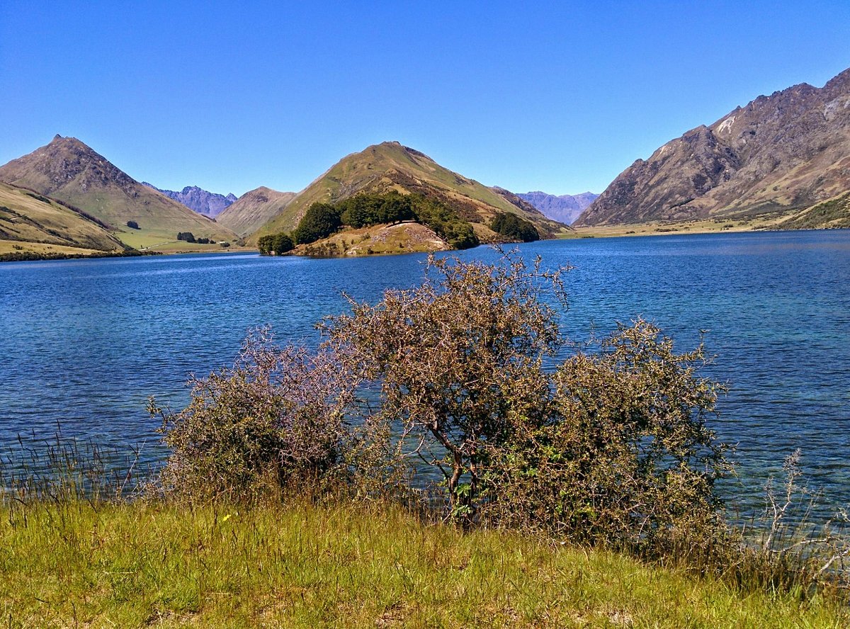 Moke Lake
