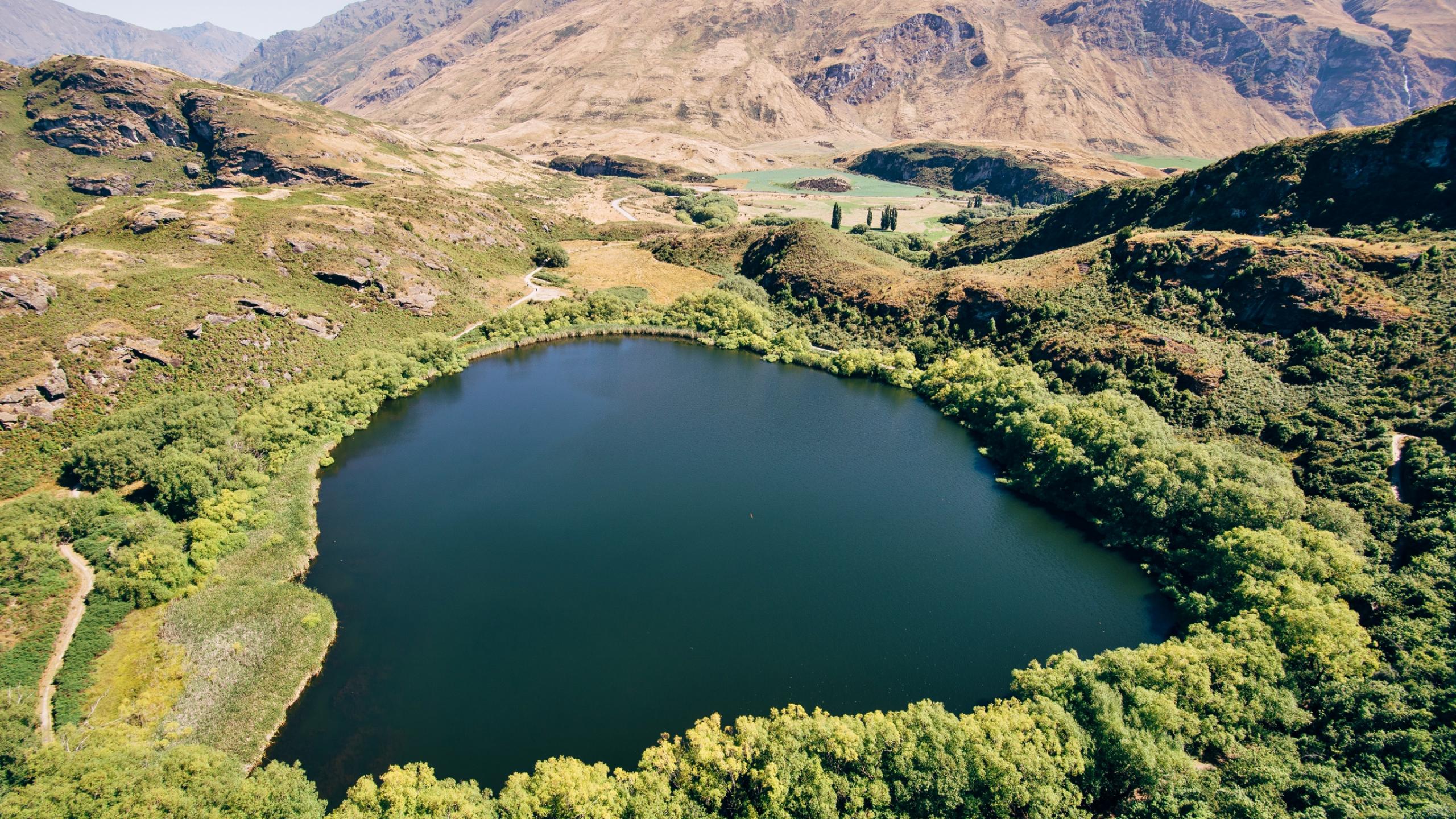 Diamond Lake