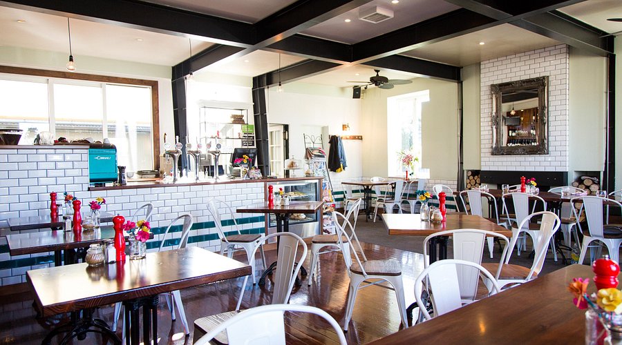 Ombrellos Kitchen and Bar