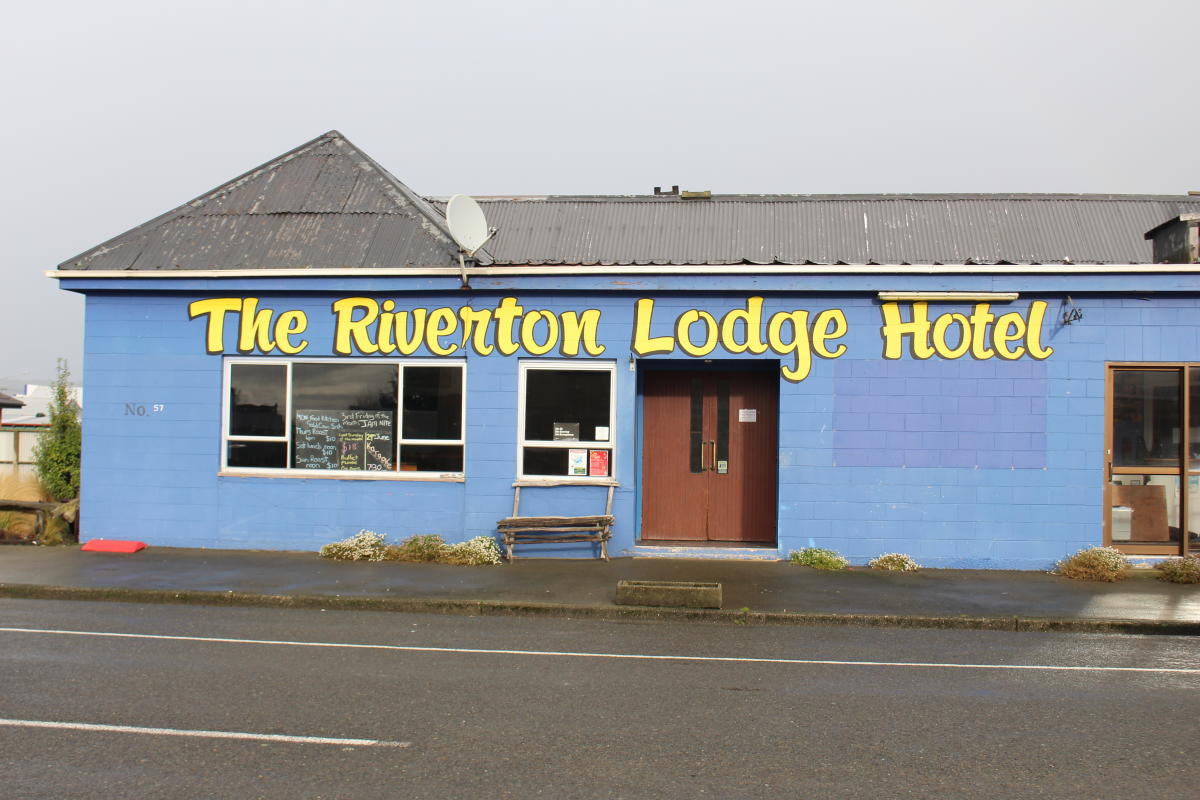 Riverton Hotel