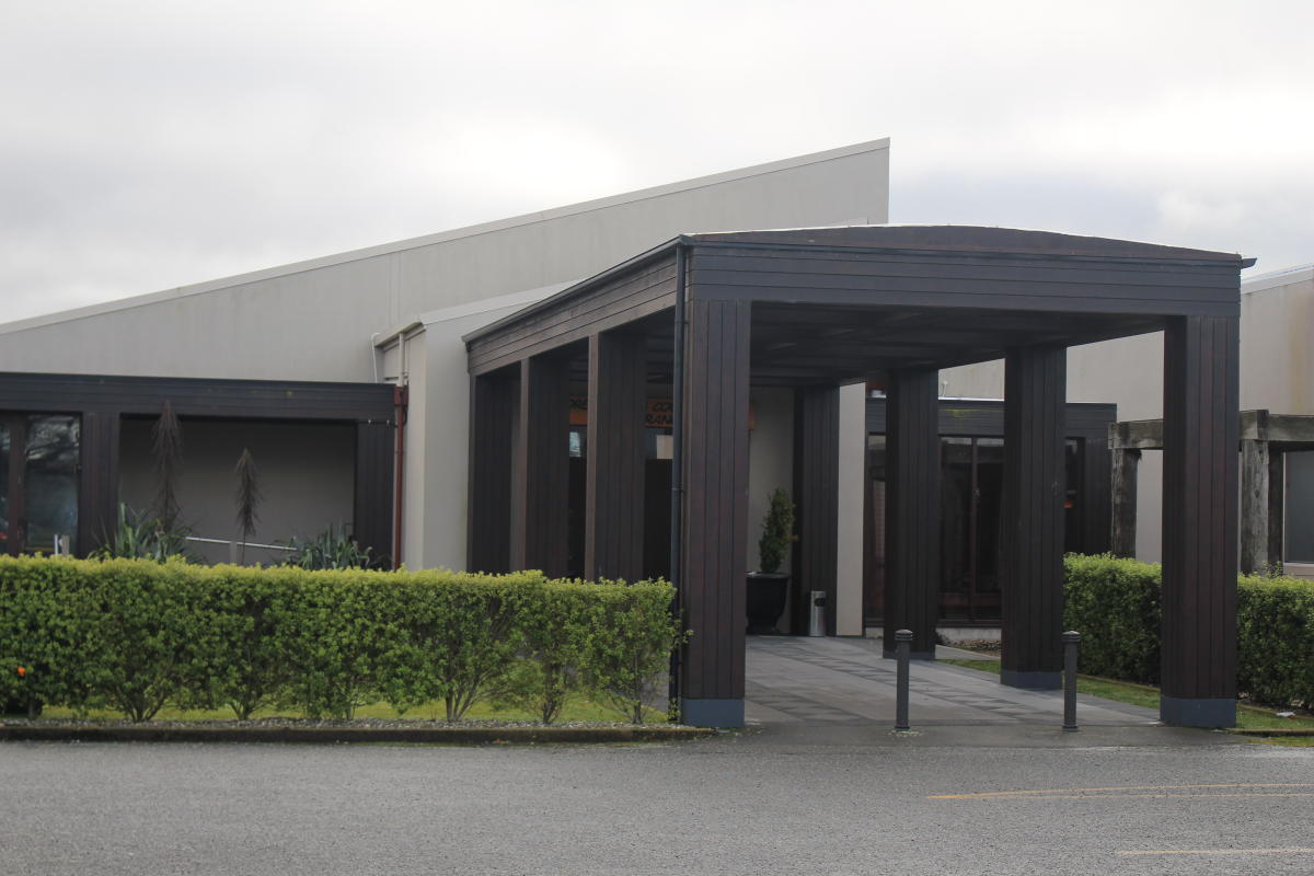 Gore Town and Country Club
