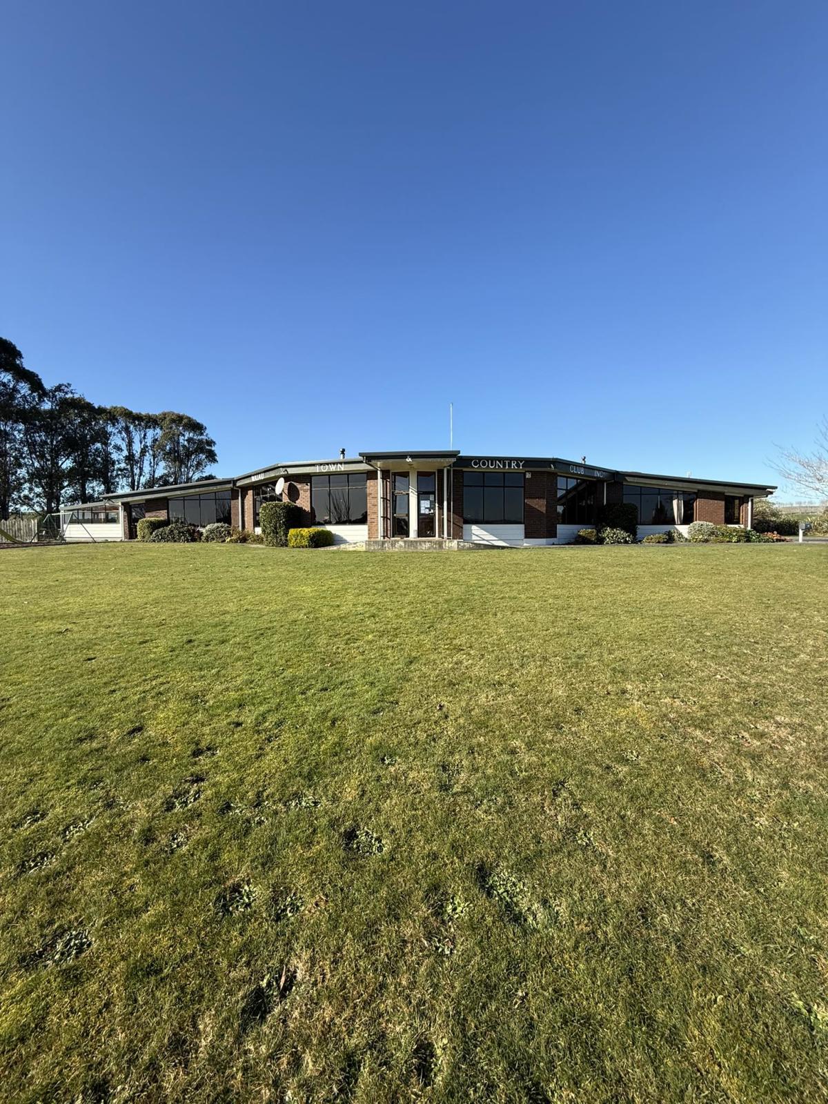 Waiau Town & Country Club