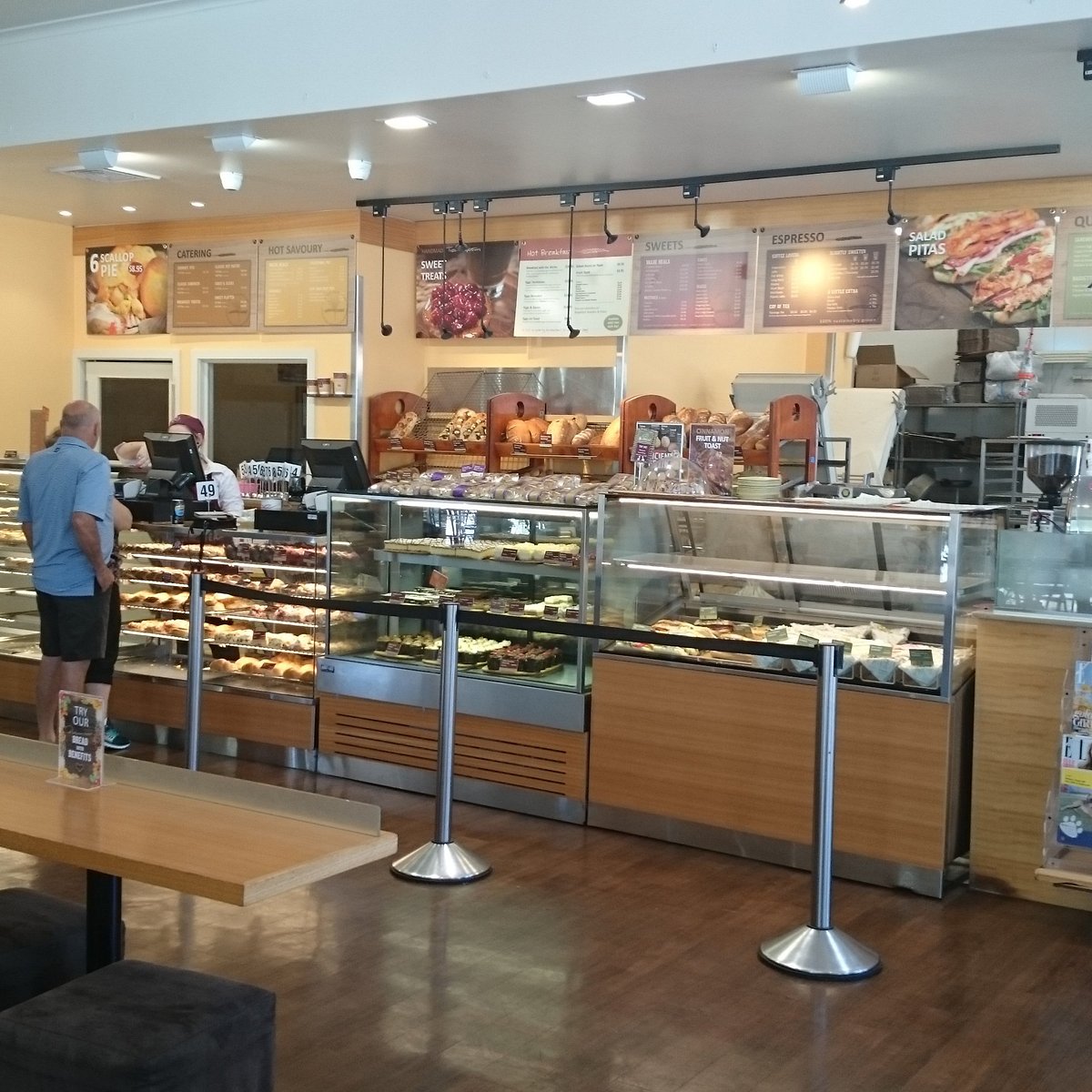 Banjo's Café Bakery
