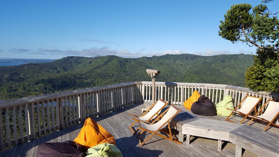 Arataki Visitor Centre