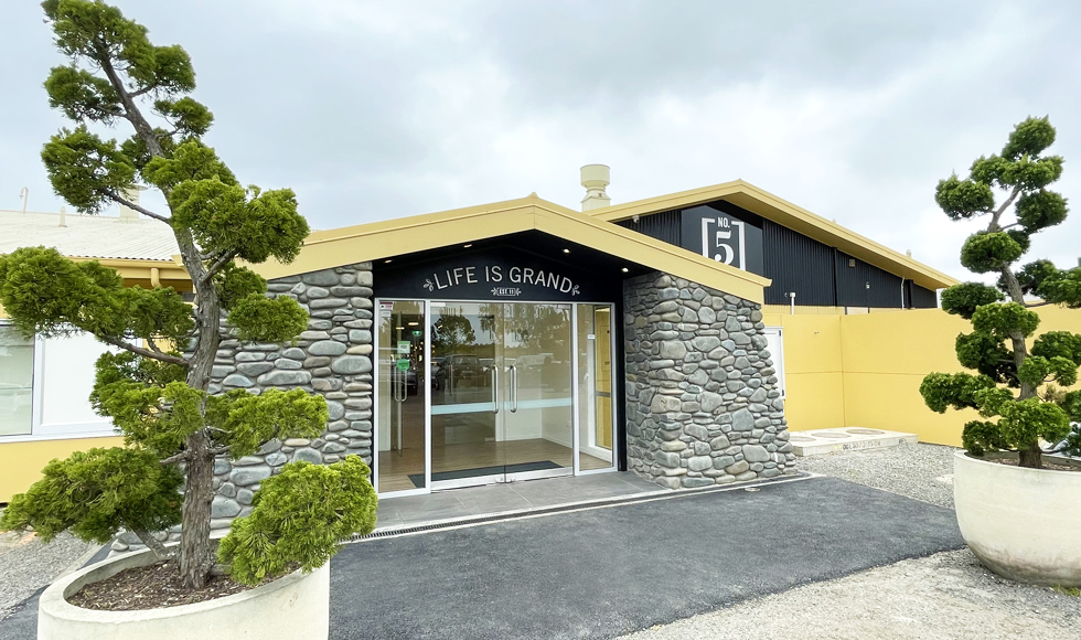 No.5 Café & Larder