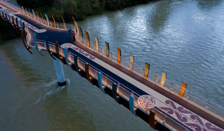 He Ara Kotahi Bridge