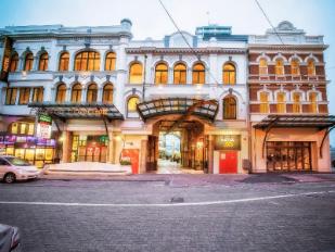 Hotel 115