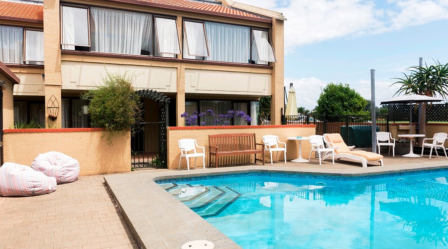 The Beachcomber Hotel & Conference Center