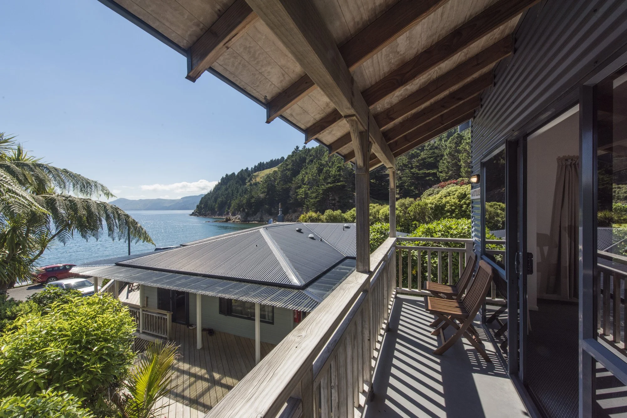 Beachfront Villas - French Pass